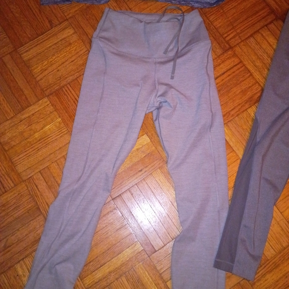 Nike Leggings - Picture 3 of 5